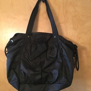 lululemon Om tote